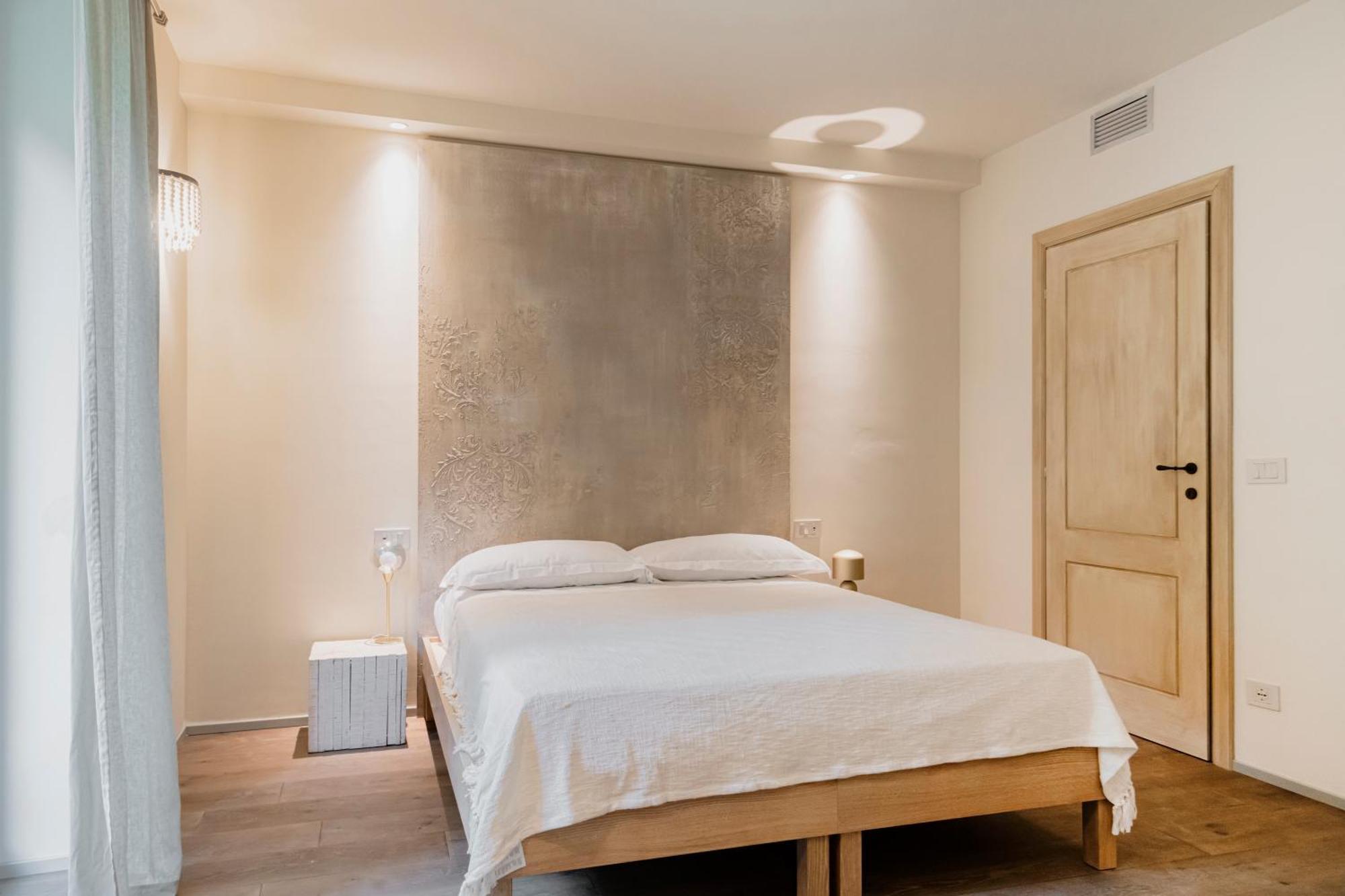 Asilo In Barolo Hotel Bagian luar foto